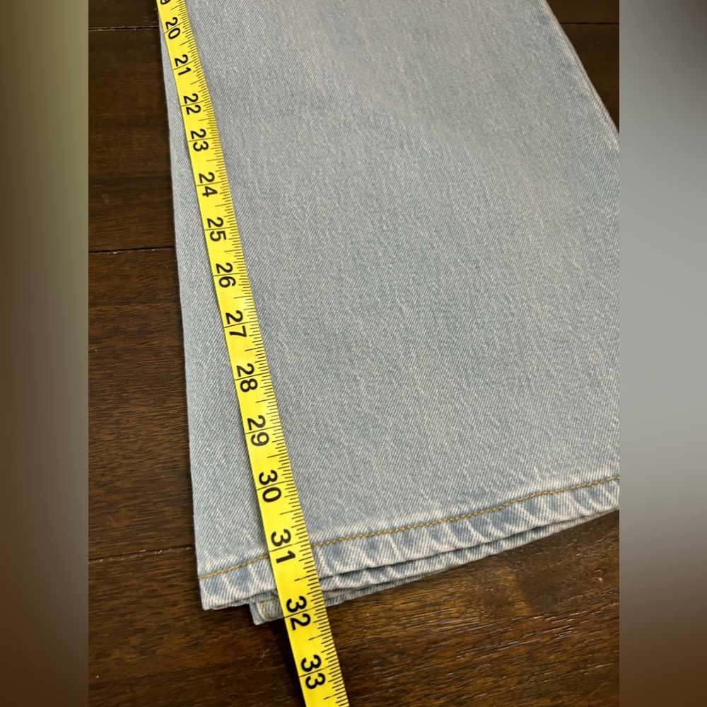 Universal thread Sz 4 flare jeans - Picture 5 of 5